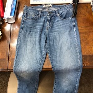 Vintage Levi 505 Straight leg light wash jeans